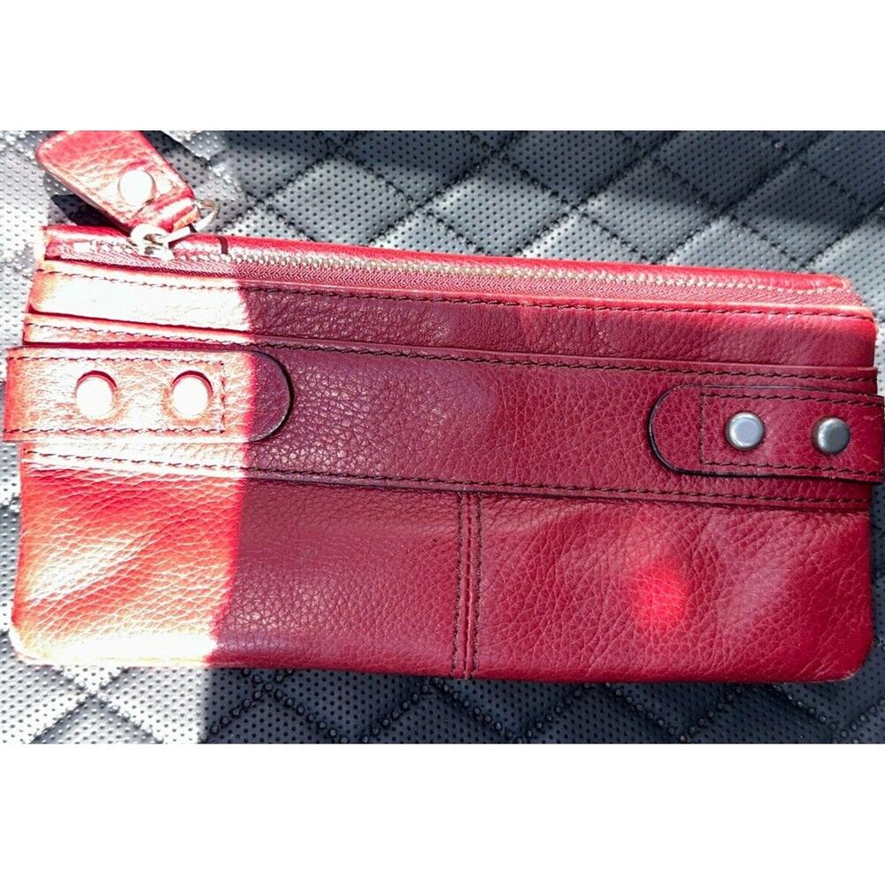 Vintage Fossil "Bentley" Clutch Wallet - Red - 7” - Snap And Zipper Closure